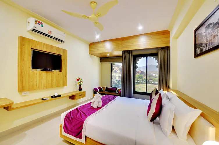 Grand Haveli Room2